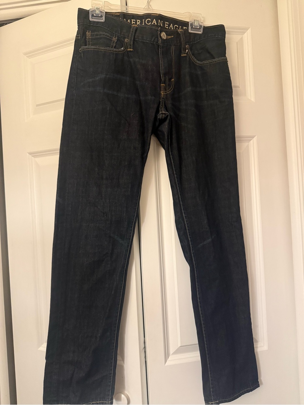 American Eagle Outfitters Men’s Dark Indigo Straight Jeans 30/32